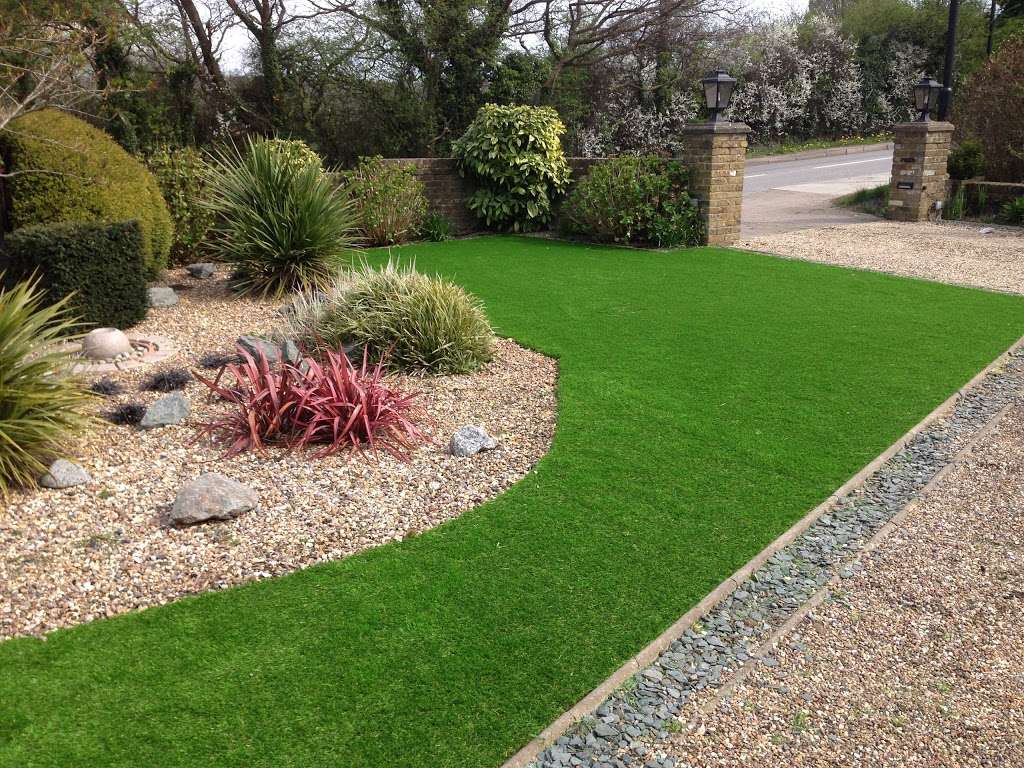 The Fake Grass Company Ltd | Browns Garden Centre, Theobalds Park Rd, Enfield EN2 9DG, UK | Phone: 0800 690 6460