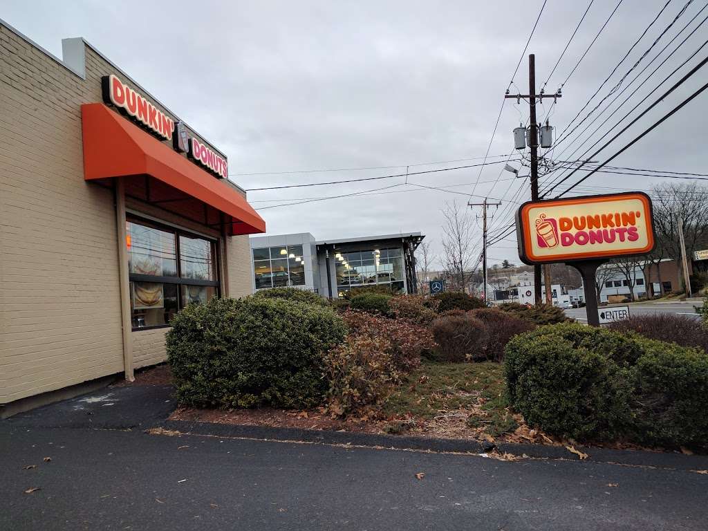 Dunkin Donuts | 271 West Putnam Avenue, Greenwich, CT 06830 | Phone: (203) 869-5791