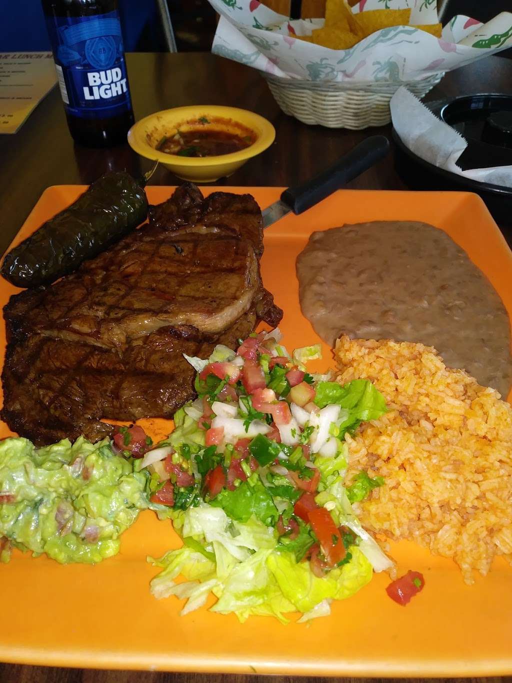 El Meson Mexican Restaurant | 3506 W Town Center Dr, Littleton, CO 80129, USA | Phone: (303) 346-5888