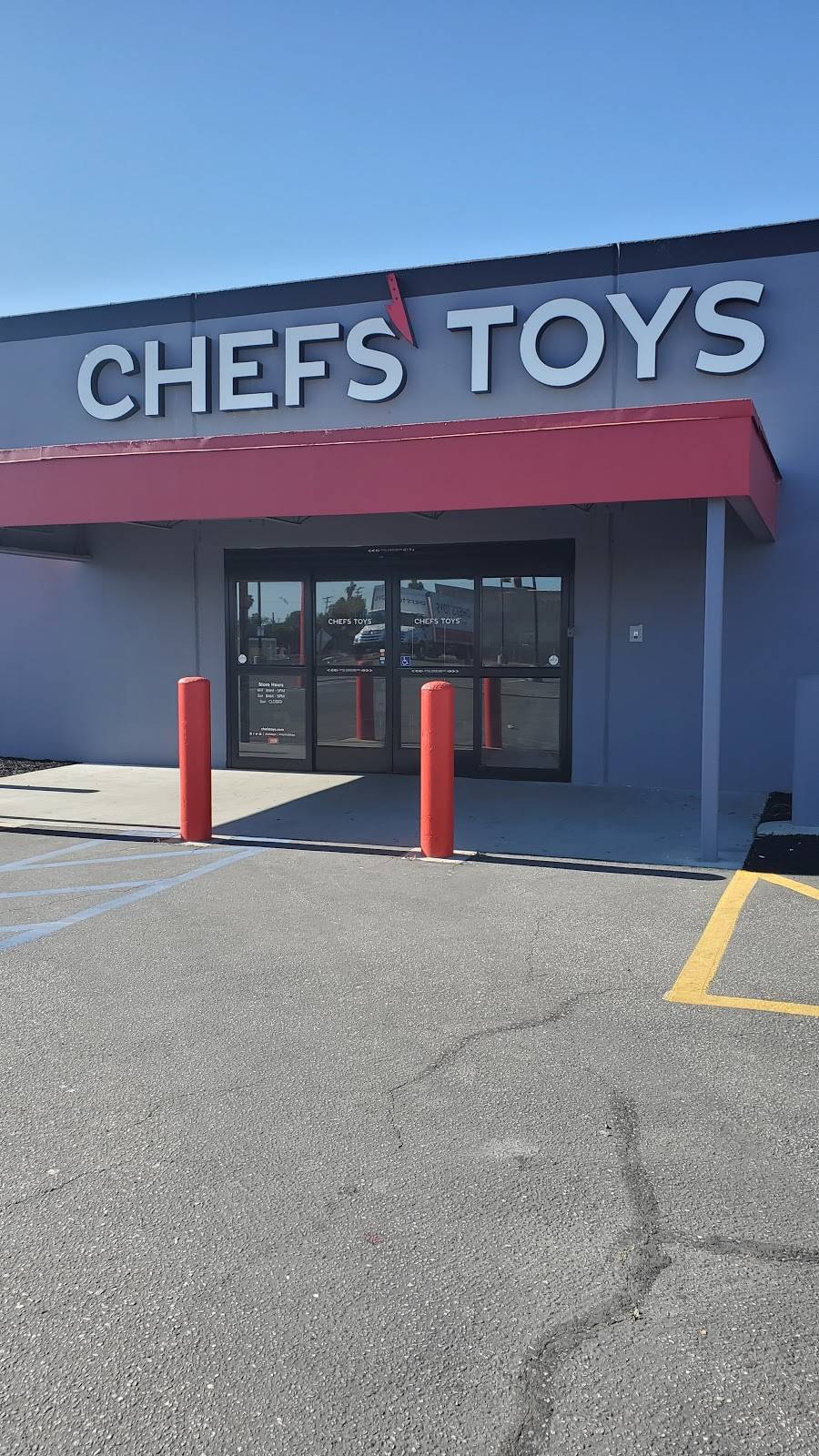 Chefs Toys | 6446 Telegraph Rd, Commerce, CA 90040, USA | Phone: (323) 454-7604