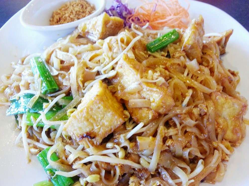 Siam Savory Thai Cuisine | 751 S Weir Canyon Rd #159, Anaheim, CA 92808, USA | Phone: (714) 282-1167