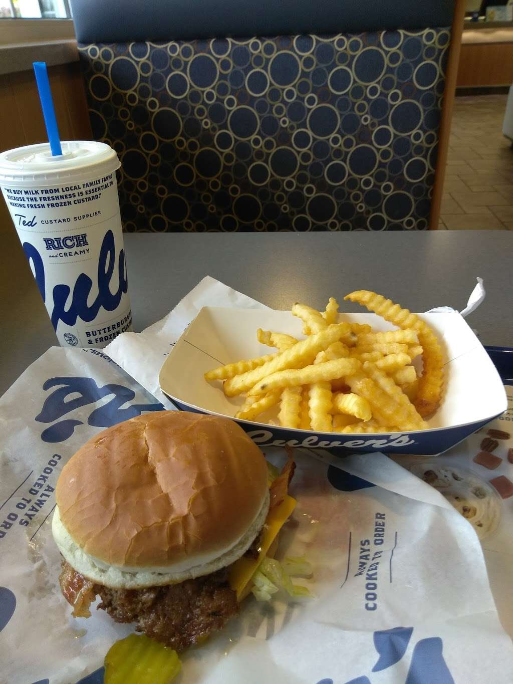 Culvers | 803 E Park Ave, Libertyville, IL 60048, USA | Phone: (847) 816-9580