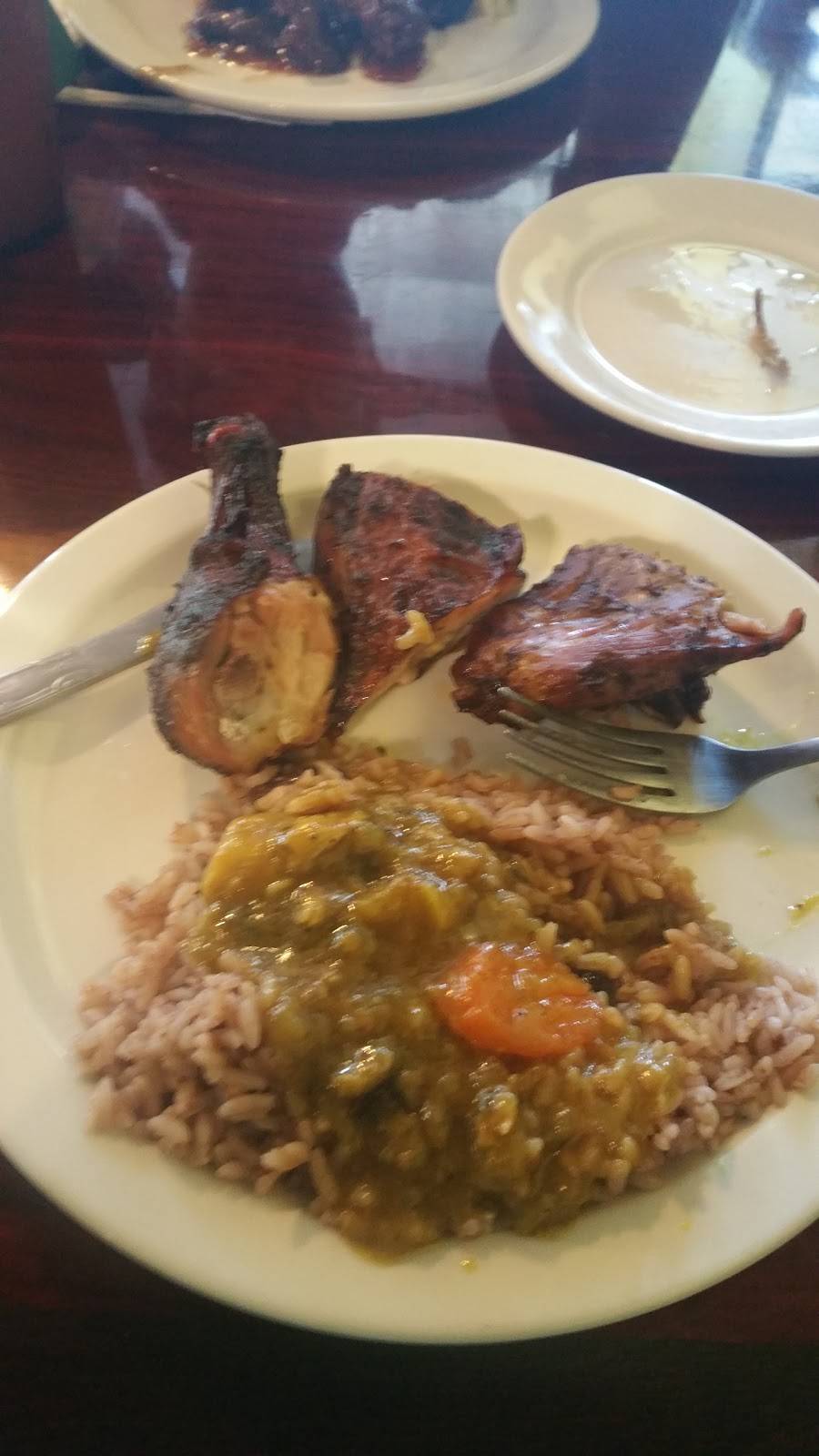 Jamaica Cabana Restaurant | 1835 S Harwood St, Dallas, TX 75215, USA | Phone: (214) 392-7028