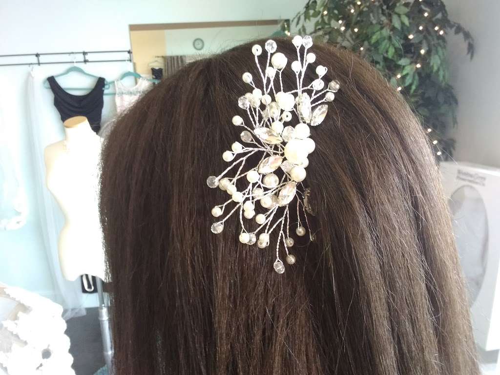 Finishing Touch Bridal Boutique | 3140 NC-16 Business #102, Denver, NC 28037, USA | Phone: (704) 577-6233