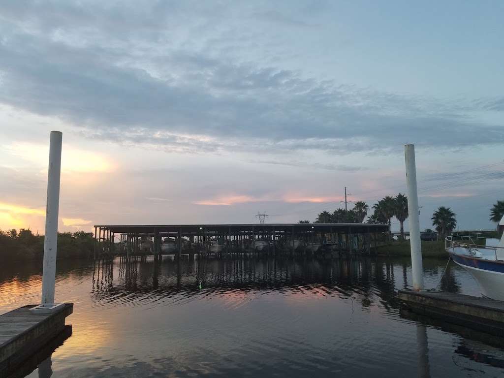 Watermans Harbor Marina - Waterway Entrance from Dickinson Bayo | Watermans Harbor Marina,, Dickinson, TX 77539, USA | Phone: (281) 339-1416