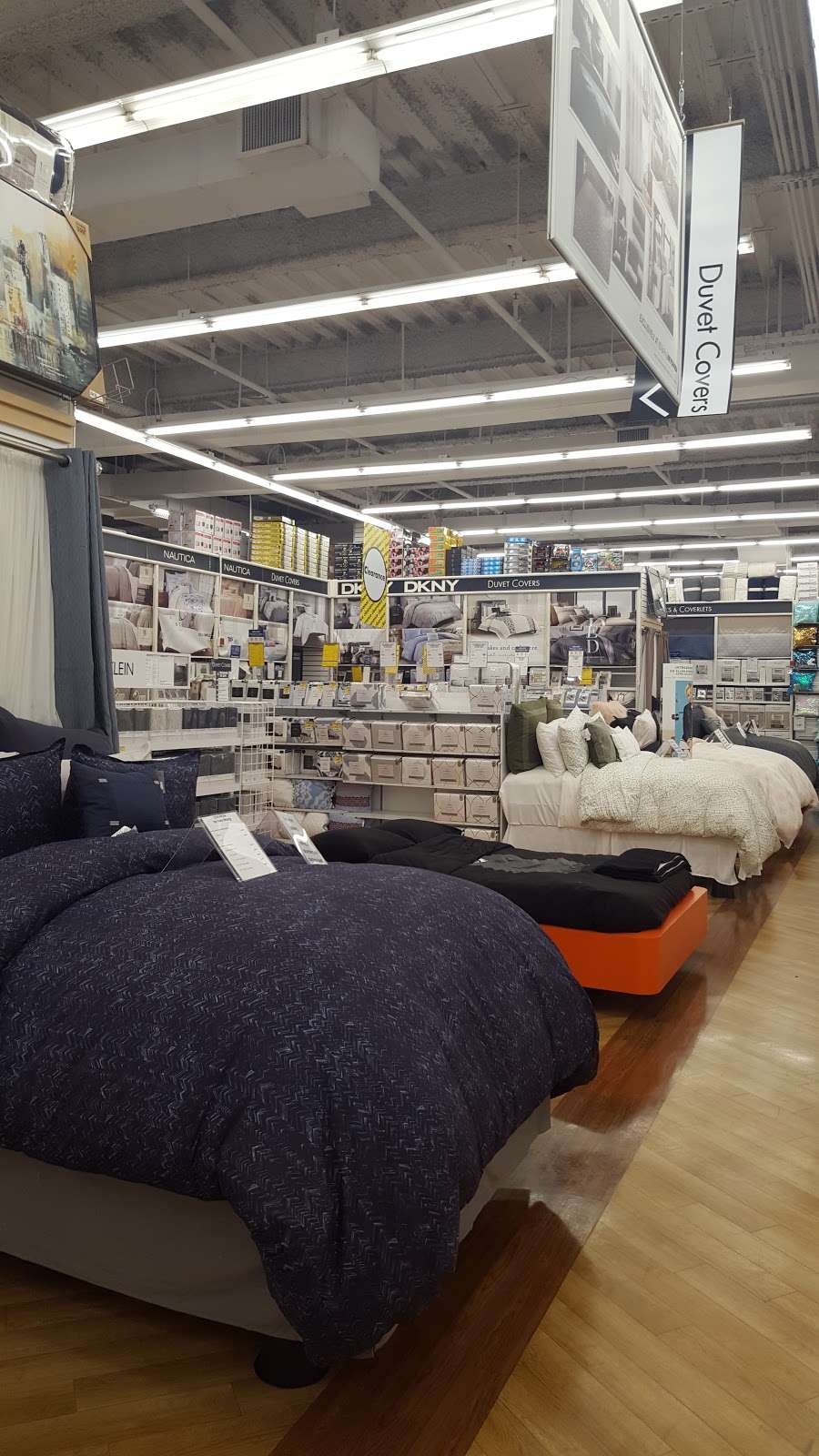 Bed Bath & Beyond | 201 E Magnolia Blvd, Burbank, CA 91501, USA | Phone: (818) 238-9815