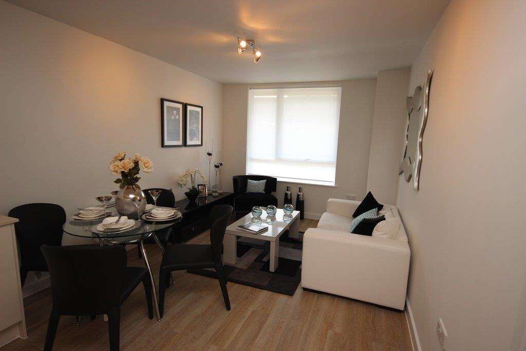 Portfolio Serviced Apartments - Hatfield Town Centre | 92a, The Town Apartments, Town Centre, Hatfield AL10 0JW, UK | Phone: 0800 024 8914