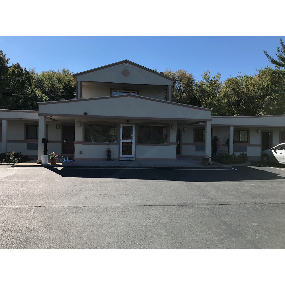 Sky View Motor Inn Johnston | 2880 Hartford Ave, Johnston, RI 02919, USA | Phone: (401) 934-1188