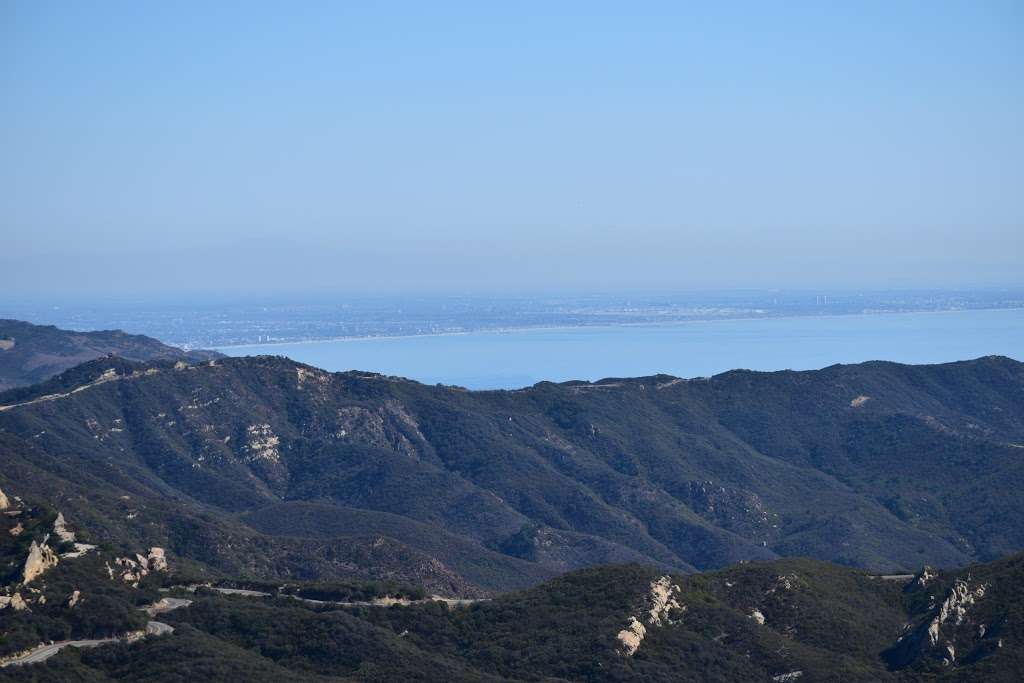 Castro Crest Trailhead | Mesa Peak Motorway, Agoura Hills, CA 91301