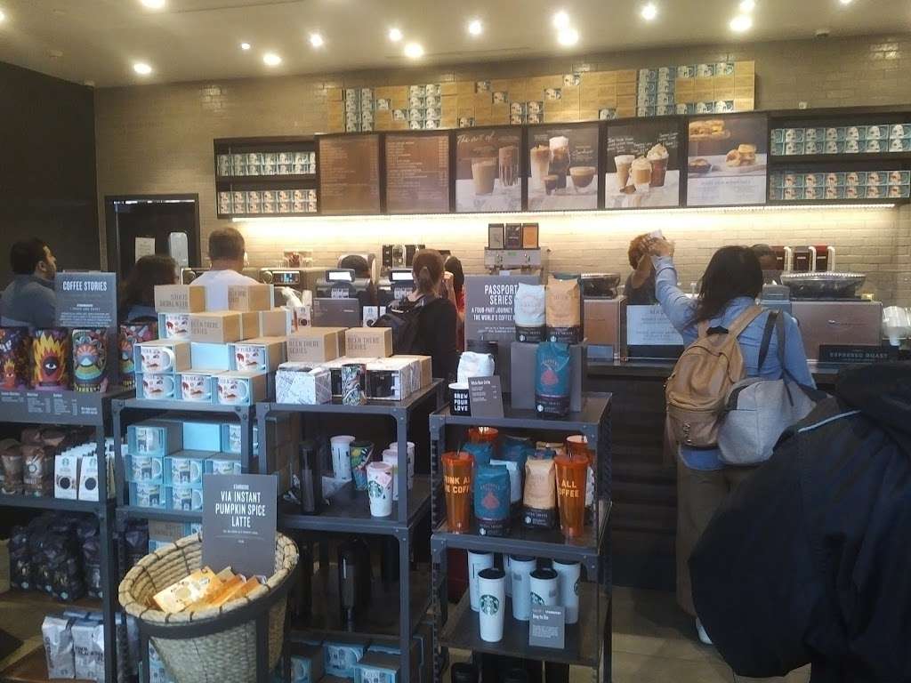 Starbucks | Terminal C #86, Newark, NJ 07114, USA | Phone: (800) 782-7282