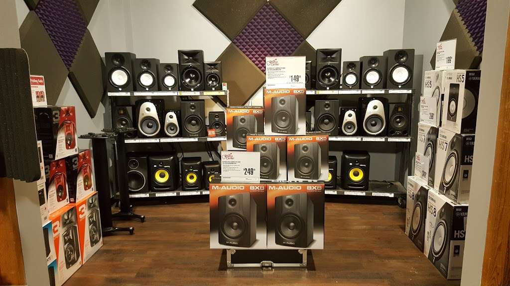 Guitar Center | 16745 North Fwy, Houston, TX 77090, USA | Phone: (281) 537-9100