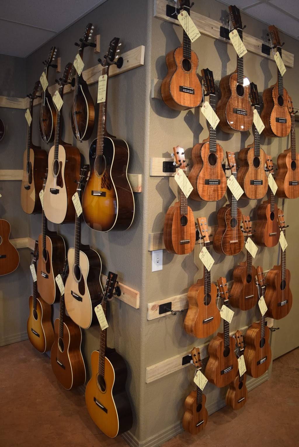 Avenue Guitars | 329 Manitou Ave #102, Manitou Springs, CO 80829, USA | Phone: (719) 634-2228