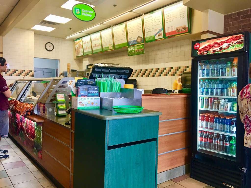 Subway Restaurants | 8420 Katy Fwy #520, Houston, TX 77024, USA | Phone: (713) 467-7722