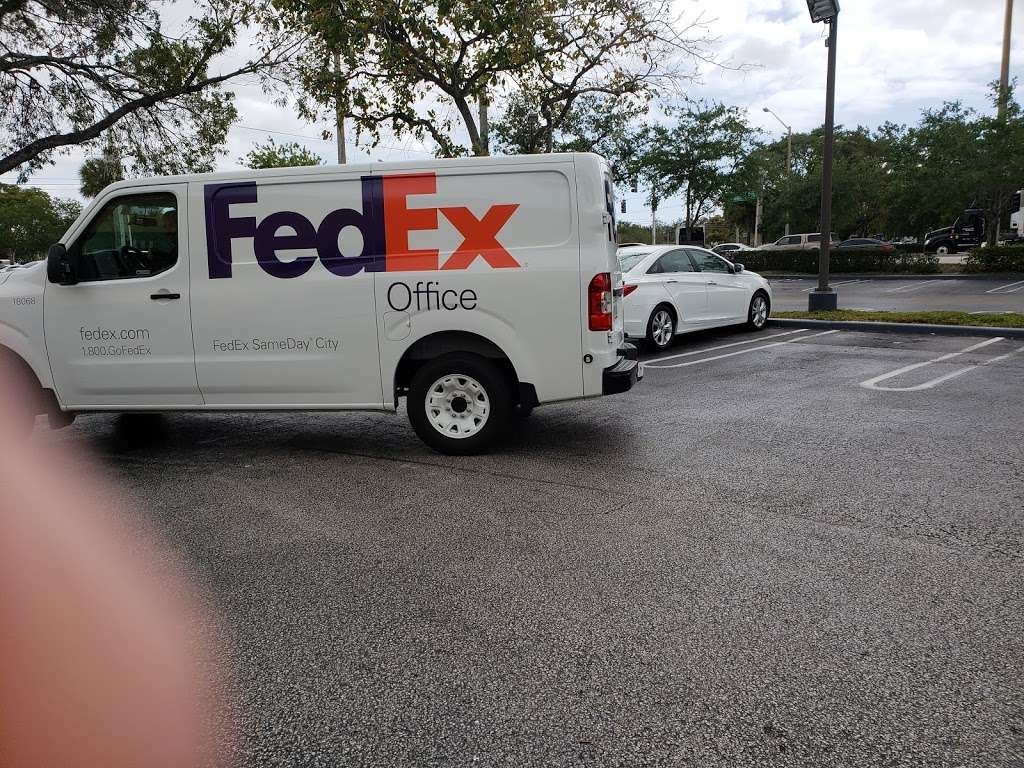 FedEx Office Print & Ship Center | 2200 N University Dr, Coral Springs, FL 33071 | Phone: (954) 344-4055