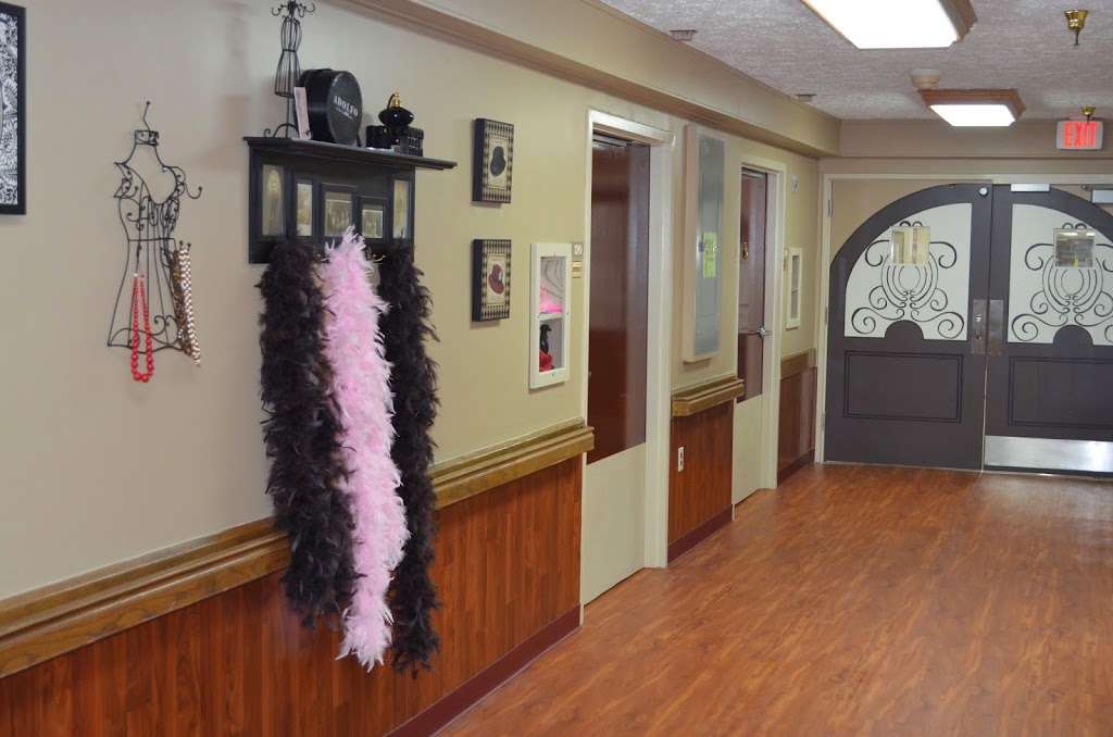 Maple Park Village | 776 N Union St, Westfield, IN 46074 | Phone: (317) 896-2515