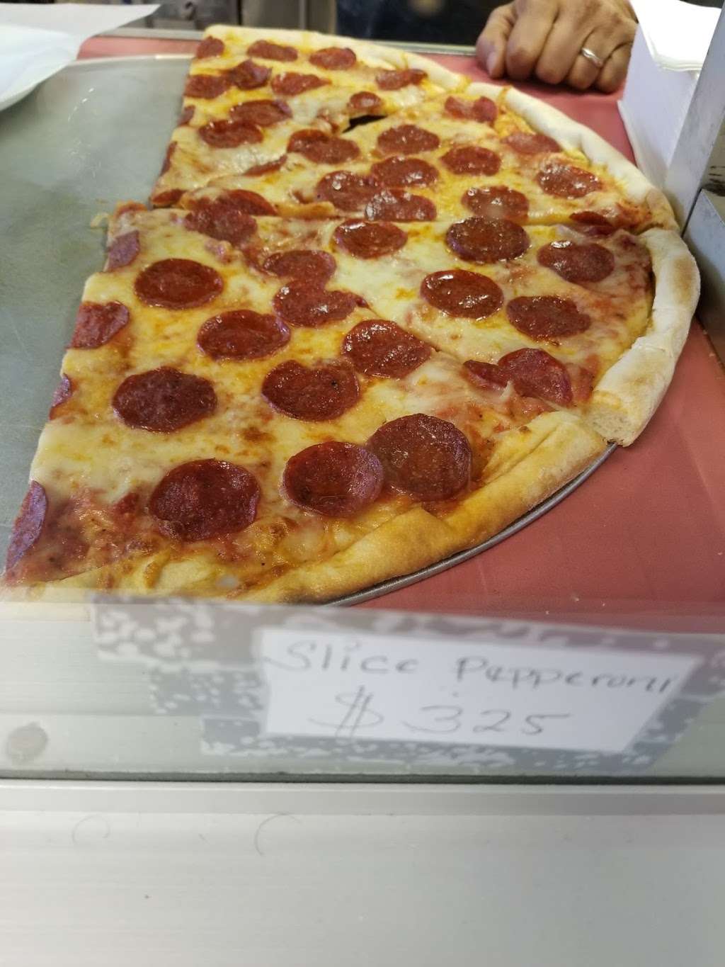 Liberty Pizza | 482 Myrtle Ave, Brooklyn, NY 11205, USA | Phone: (718) 789-0600