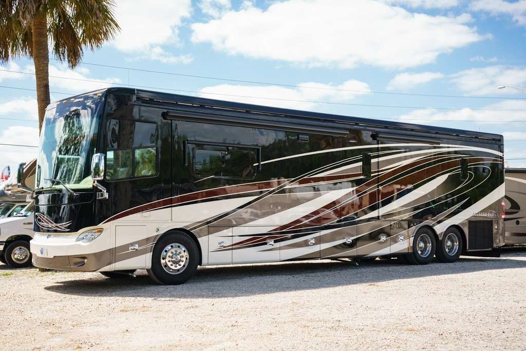 RV Rentals of Orlando | 1758 S US Hwy 17 92, Longwood, FL 32750, USA | Phone: (407) 473-9311