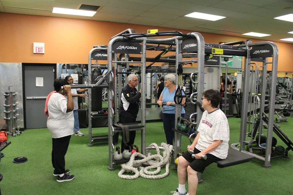 Fitness Premier Bourbonnais | 350 Main St NW, Bourbonnais, IL 60914, USA | Phone: (815) 933-1400