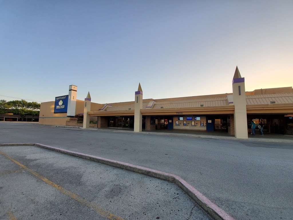 Santikos Entertainment Northwest | 7600 I-10, San Antonio, TX 78230, USA | Phone: (210) 349-6514