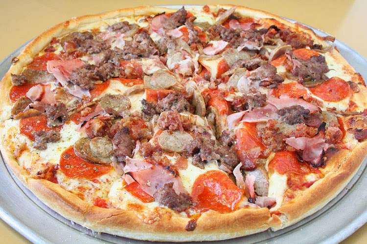 Peters Pizza | 48 Hamilton St, Saugus, MA 01906, USA | Phone: (781) 233-8989