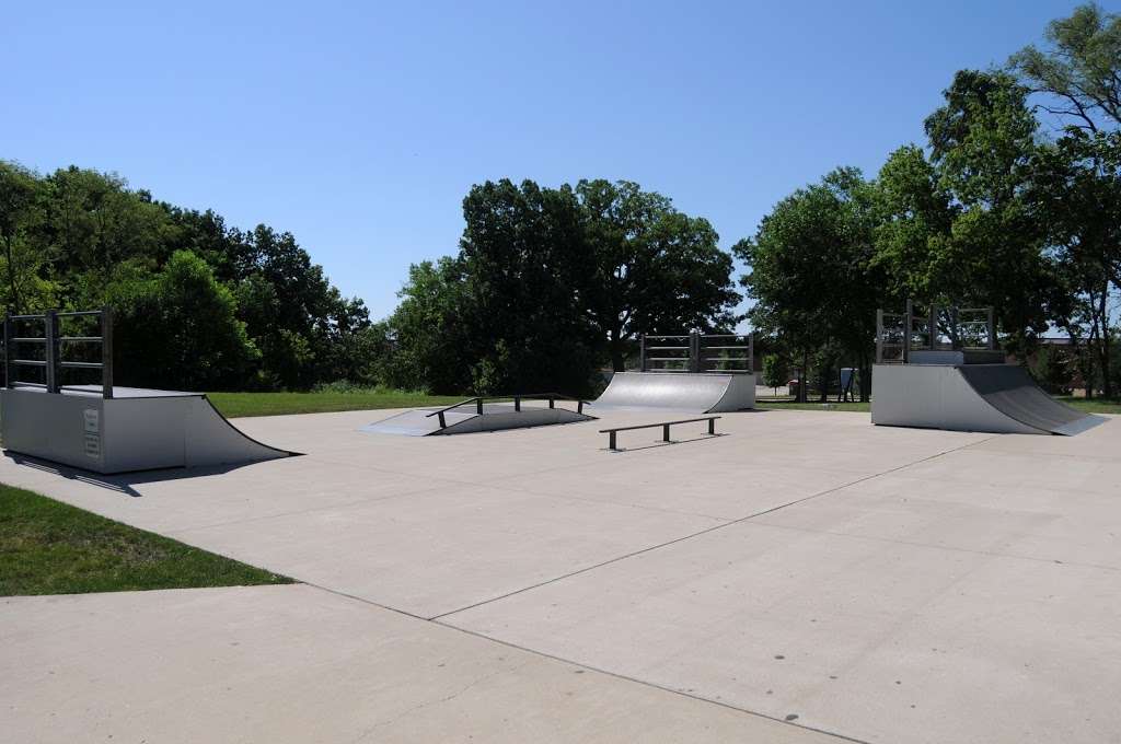 North Shore Park - Round Lake Area Park District | 2041 N Orchard Ln, Round Lake Beach, IL 60073, USA | Phone: (847) 546-8558