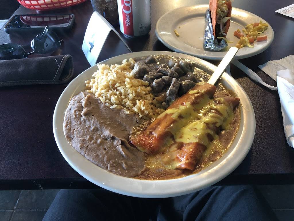 Leahs Mexican Restaurant | 8022 Kitty Hawk Rd, Converse, TX 78109, USA | Phone: (210) 276-0440