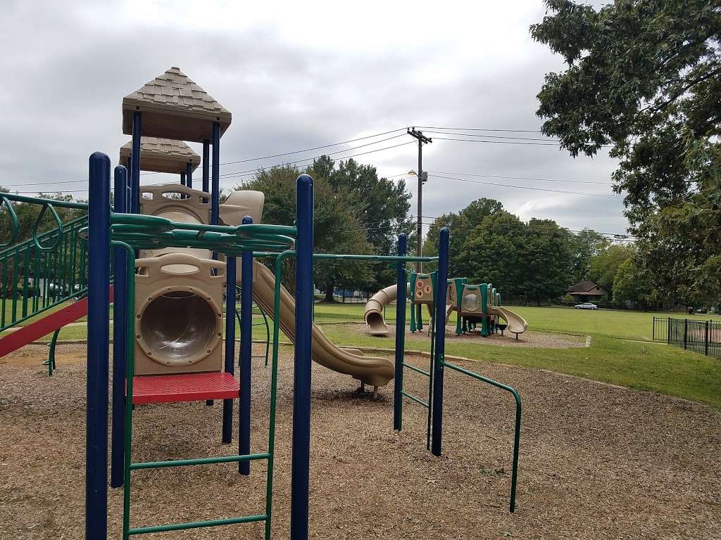 Cherry Park | 1509 Baxter St, Charlotte, NC 28204 | Phone: (704) 432-4280