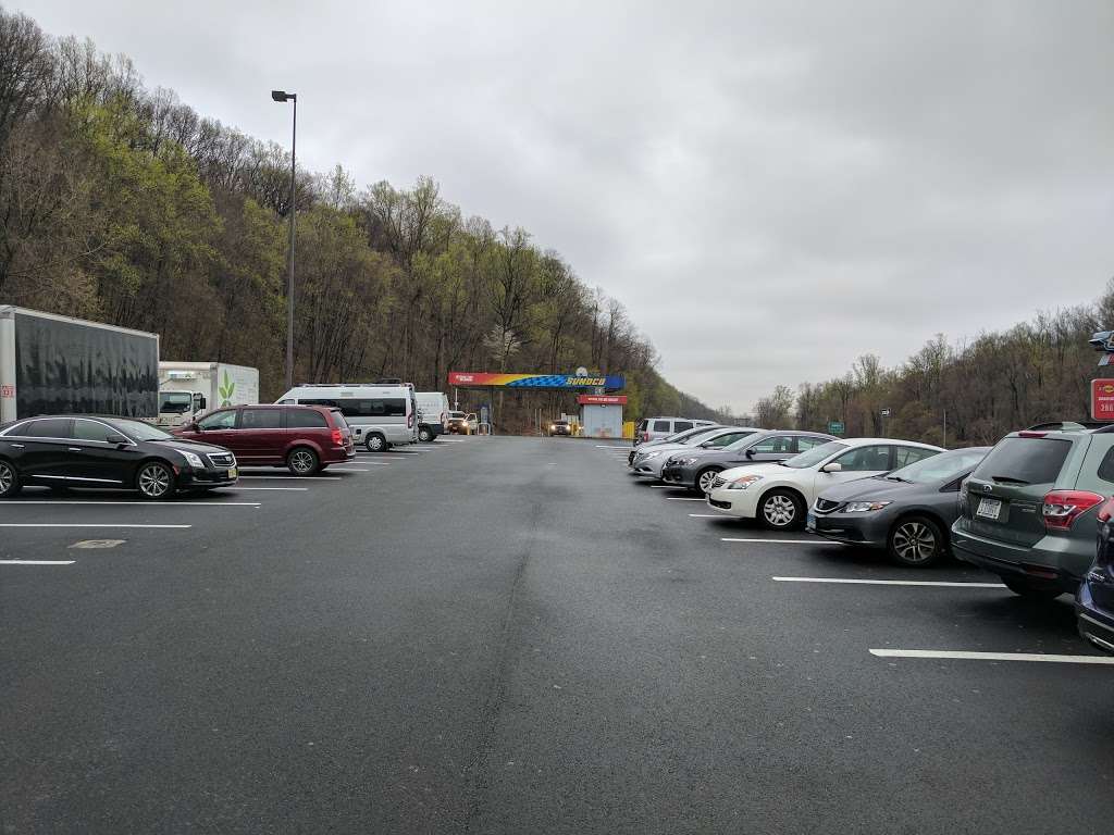 Ardsley Travel Plaza in New York Thruway, Mile Post 6N, HastingsOn