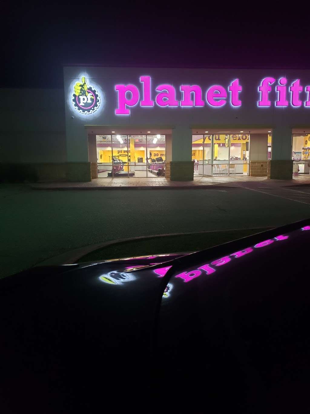 Planet Fitness | 208 Highway 332 W, Lake Jackson, TX 77566, USA | Phone: (281) 968-7661