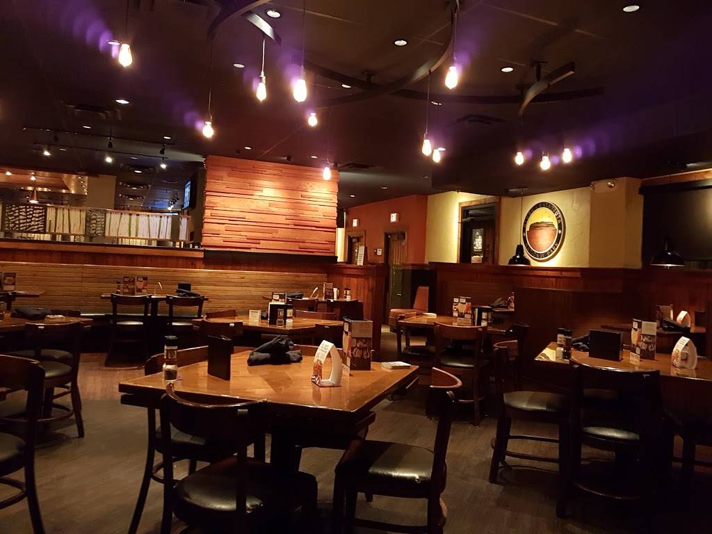 Outback Steakhouse | 777 E Merritt Island Causeway, Merritt Island, FL 32952, USA | Phone: (321) 454-4450