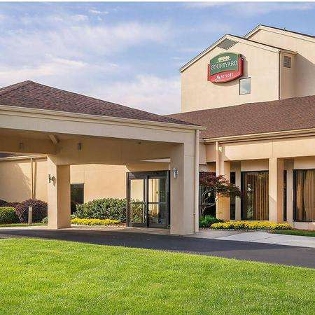 Courtyard by Marriott Charlotte University Research Park | 333 W W.T.Harris Blvd, Charlotte, NC 28262 | Phone: (704) 549-4888