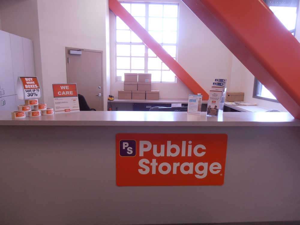 Public Storage | 620 Harrison St, Berkeley, CA 94710, USA | Phone: (510) 926-6135