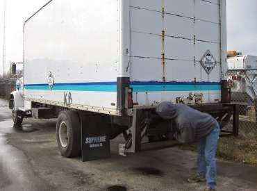 Bond Trailer Services | 925 W Troy Ave, Indianapolis, IN 46225, USA | Phone: (317) 788-9405