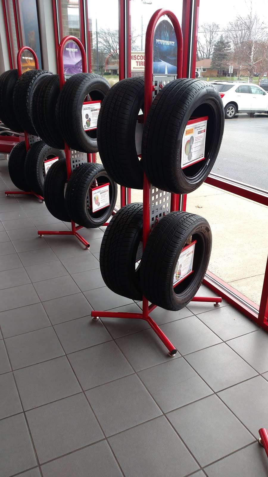 Discount Tire | 1111 Spring City Dr, Waukesha, WI 53186, USA | Phone: (262) 506-3232