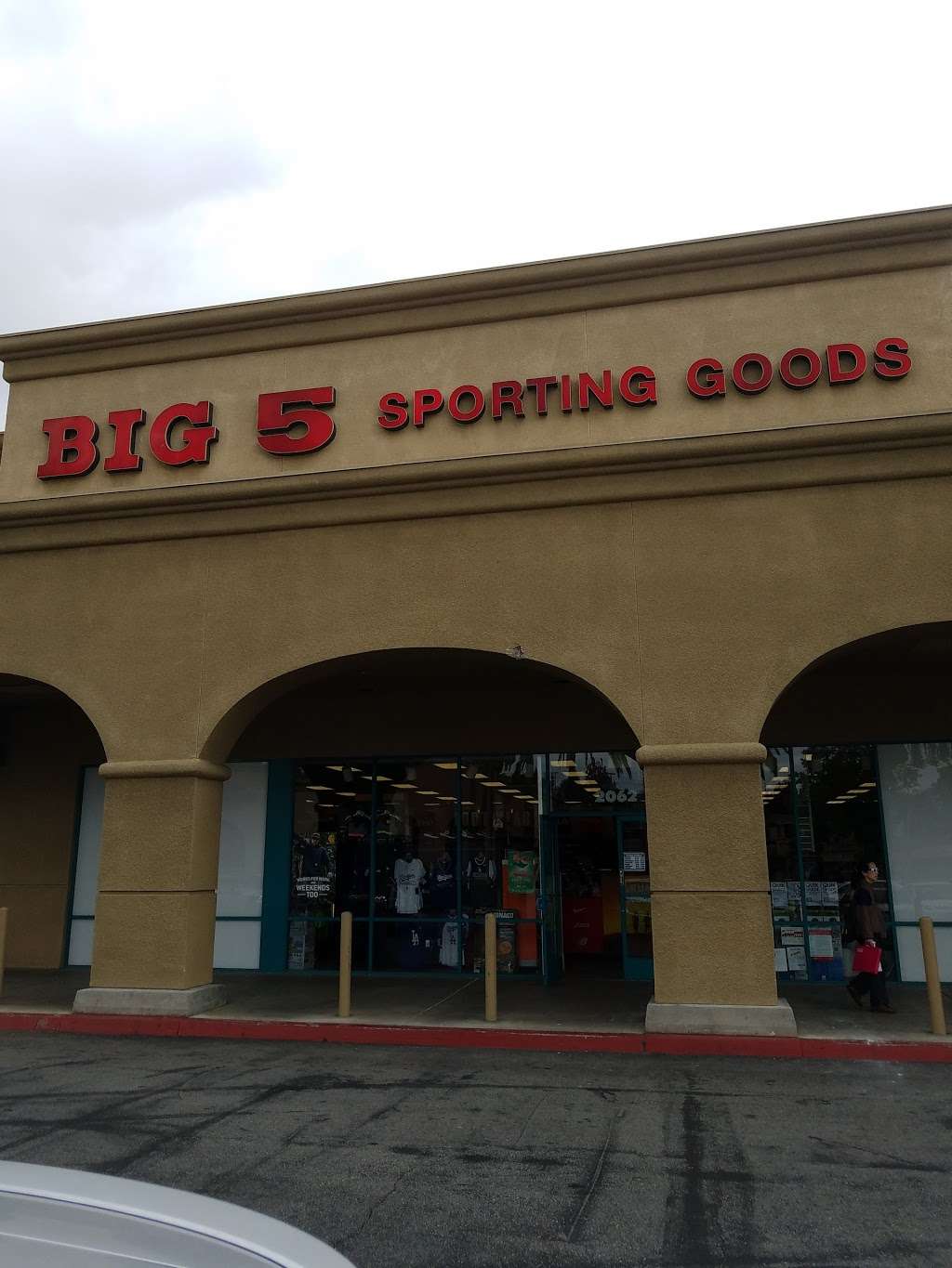 Big 5 Sporting Goods - Monterey Park | 2062 S Atlantic Blvd, Monterey Park, CA 91754 | Phone: (323) 890-0981