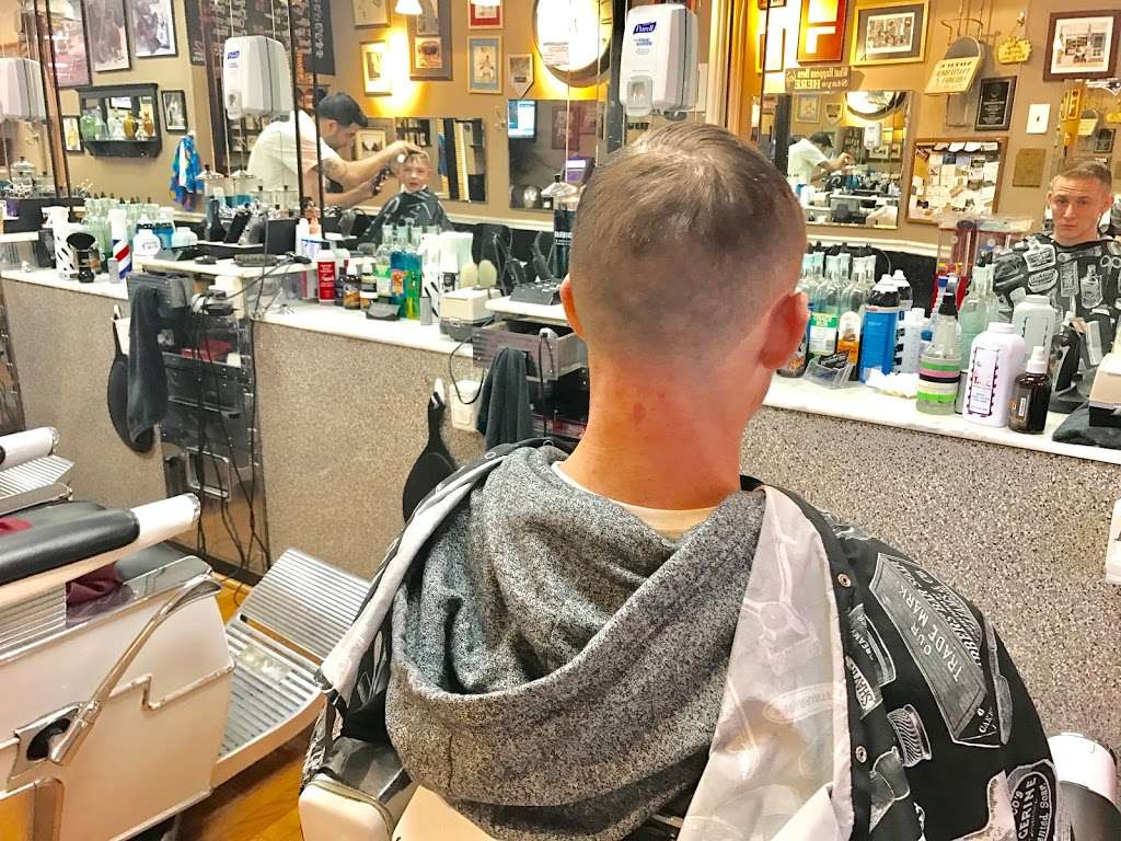 Eriks Barber Shop | 950 Main St, Melrose, MA 02176, USA | Phone: (781) 662-8099