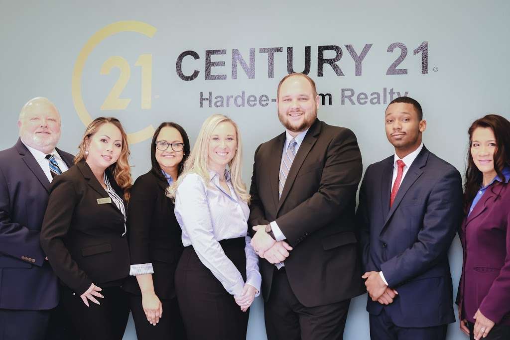 Century 21 Hardee-Team Realty | 1531 W 18th St Ste A, Houston, TX 77008 | Phone: (281) 627-8517