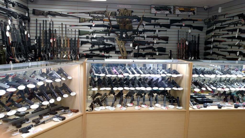 Route 66 Guns & Ammo | 1581 Main St A, Barstow, CA 92311, USA | Phone: (760) 979-2038