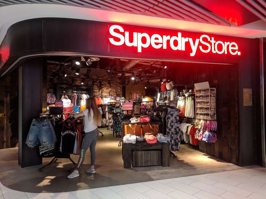 Superdry™ | Unit S201, Perimeter Rd E, Horley, Gatwick RH6 0NP, UK | Phone: 01293 557431