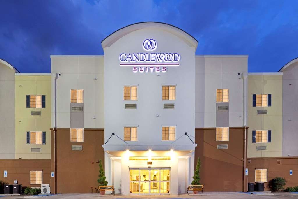 Candlewood Suites Houston North I45 | 16027 North Fwy, Houston, TX 77090 | Phone: (281) 318-6555