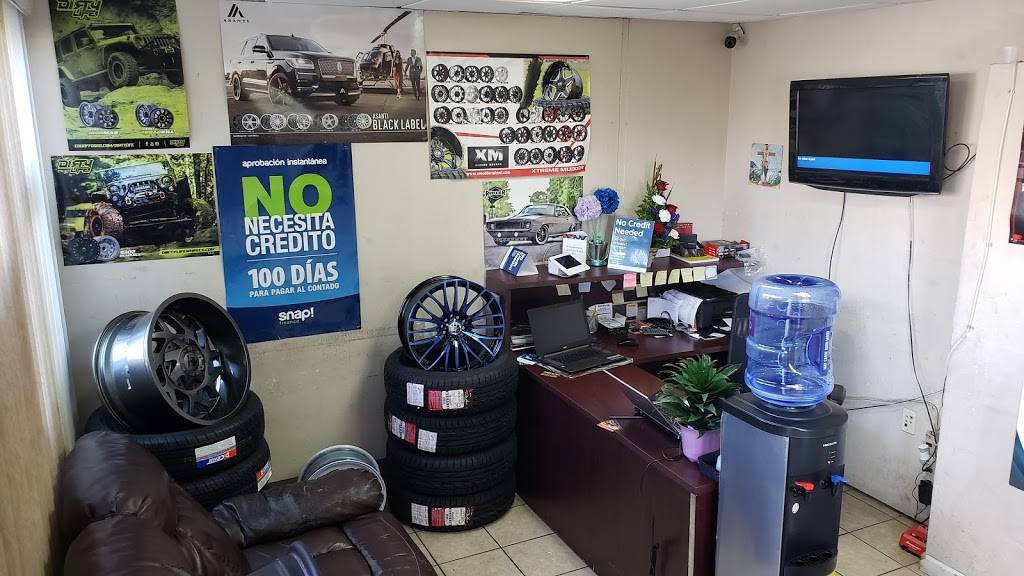 Serranos Tire Shop llantera | 5905 W Glendale Ave, Glendale, AZ 85301, USA | Phone: (602) 649-8440