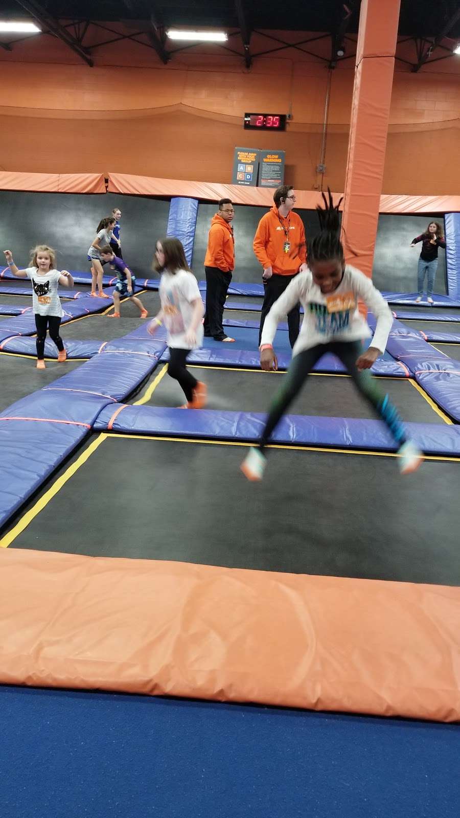 Sky Zone | 80 Commerce Dr, Allendale, NJ 07401 | Phone: (201) 574-1800