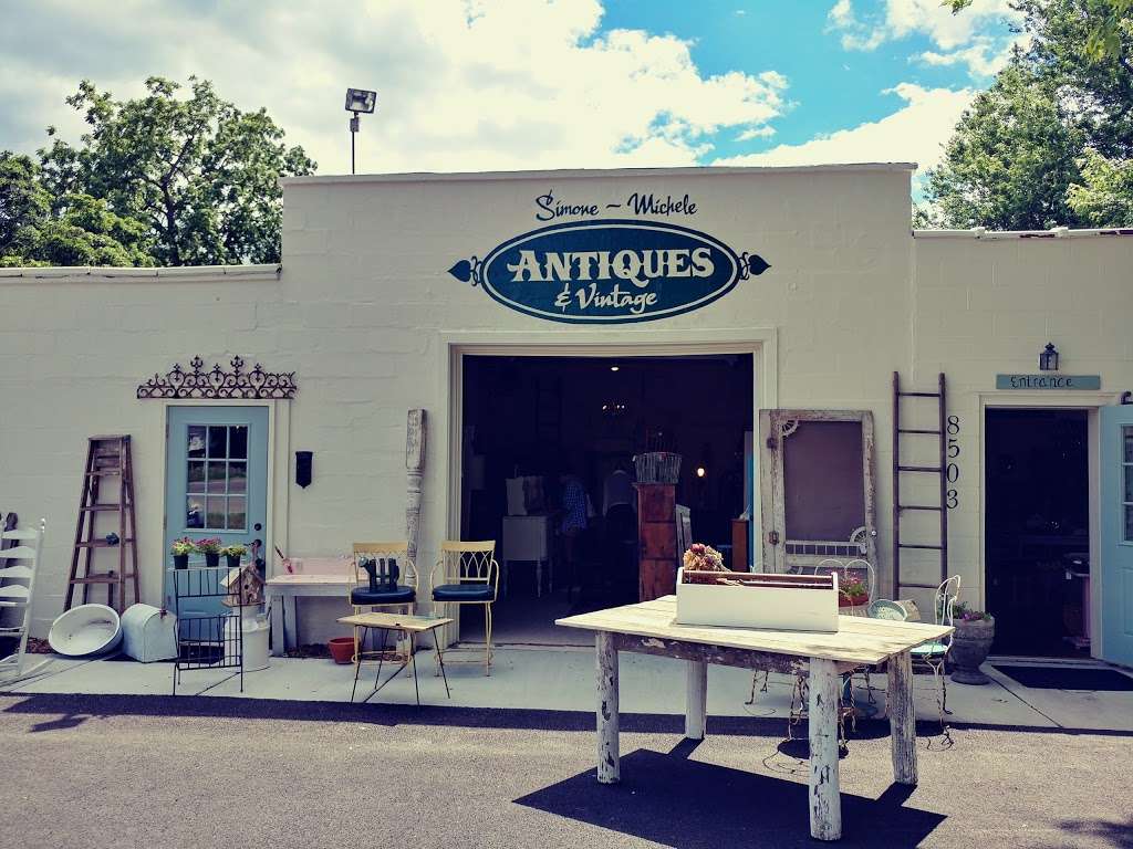 Simone-Michel Antiques & Vintage | 8503 Ridgefield Rd, Crystal Lake, IL 60012, USA | Phone: (815) 526-3023