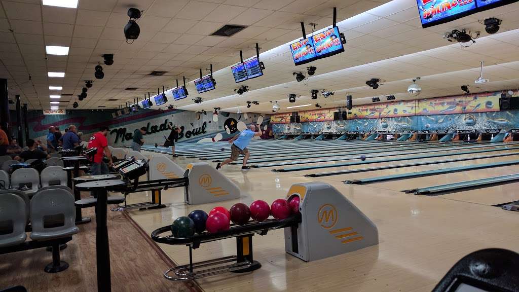 MacDade Bowl | 2105 MacDade Boulevard, Holmes, PA 19043, USA | Phone: (610) 532-9044