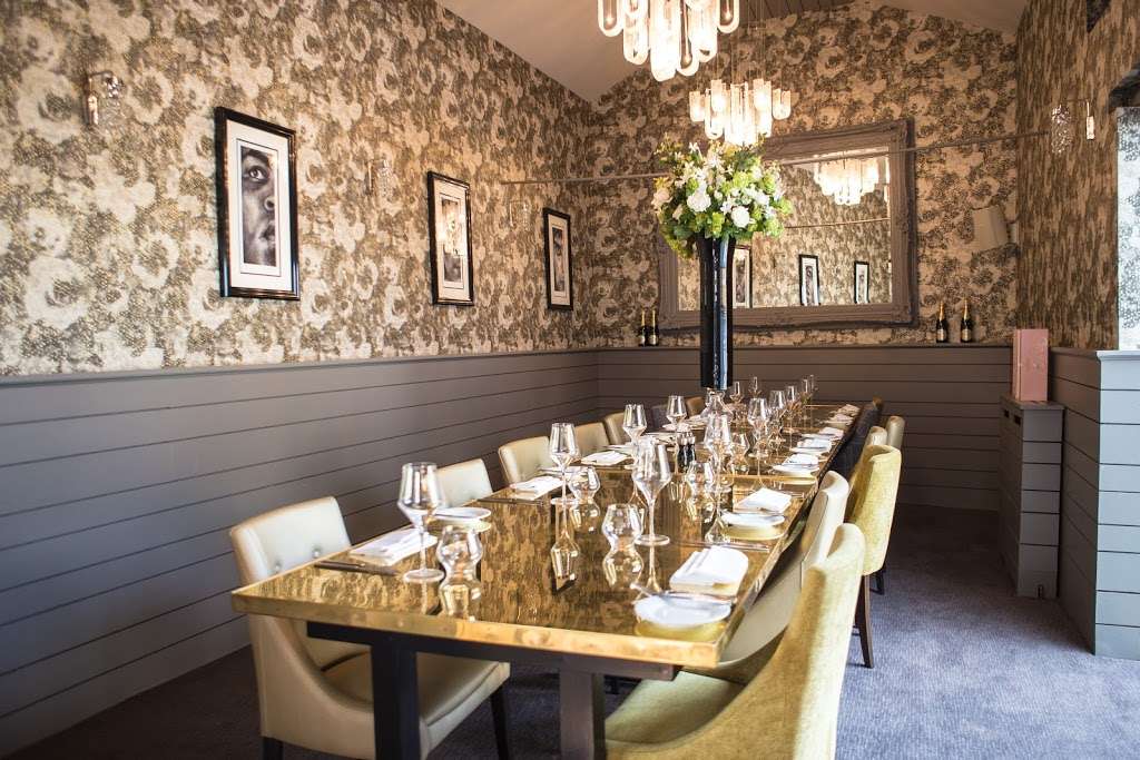 Bridge Street Lounge & Grill (Share) | 1 Bridge St, Writtle, Chelmsford CM1 3EY, UK | Phone: 01245 422891