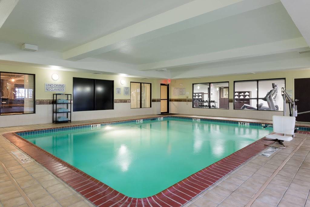 Courtyard by Marriott Dallas Mesquite | 2300 I-30 Frontage Rd, Mesquite, TX 75150, USA | Phone: (972) 681-3300