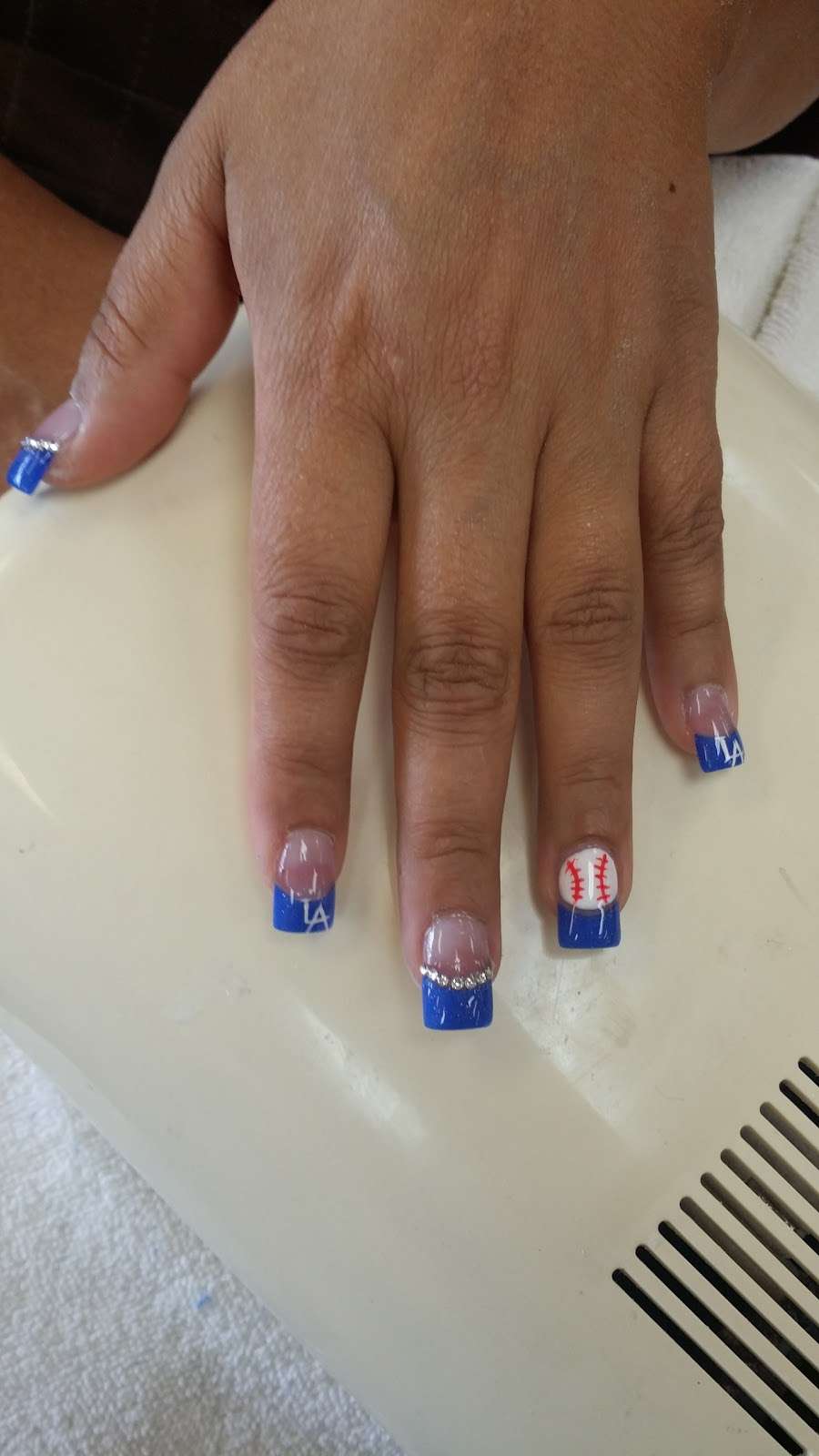 Sunrise Nails & Spa | 27737 Bouquet Canyon Rd # 127, Santa Clarita, CA 91350, USA | Phone: (661) 297-7780