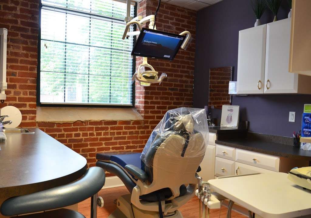 Davidson Cosmetic & Family Dentistry | 209 Delburg St, Davidson, NC 28036, USA | Phone: (704) 987-2277