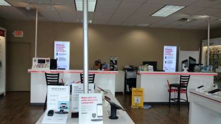 Verizon Authorized Retailer, TCC | 660 Woodbury Glassboro Rd Ste C-1, Sewell, NJ 08080, USA | Phone: (856) 468-0330