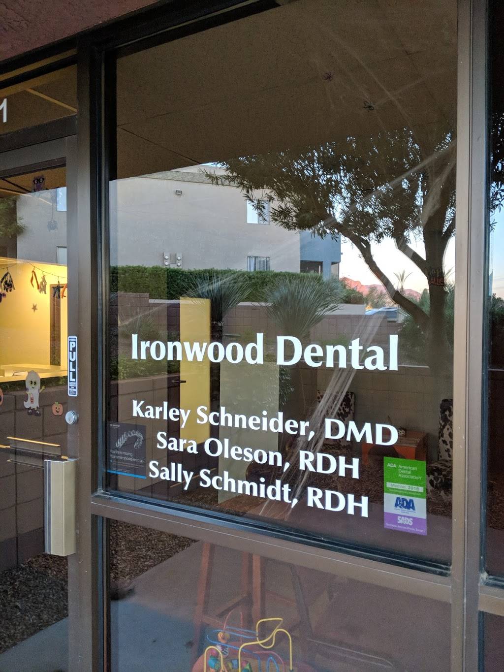 Ironwood Dental | 3275 W Ina Rd #101, Tucson, AZ 85741, USA | Phone: (520) 888-2900